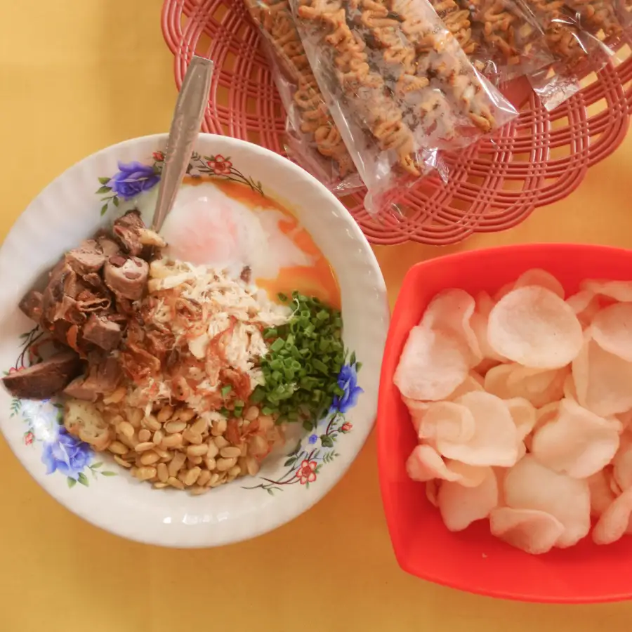 Bubur Ayam Komplit